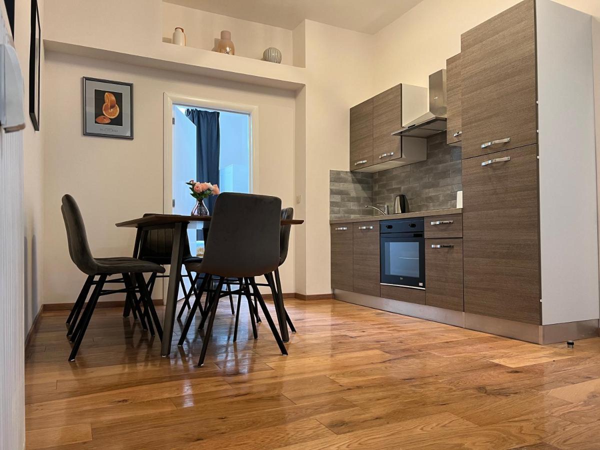 בריסל Design Europarlament Apartment With Private Terrace מראה חיצוני תמונה