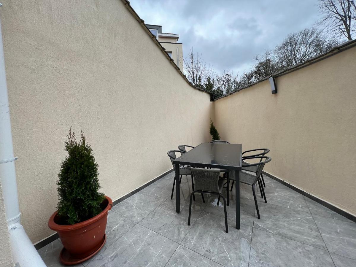 בריסל Design Europarlament Apartment With Private Terrace מראה חיצוני תמונה